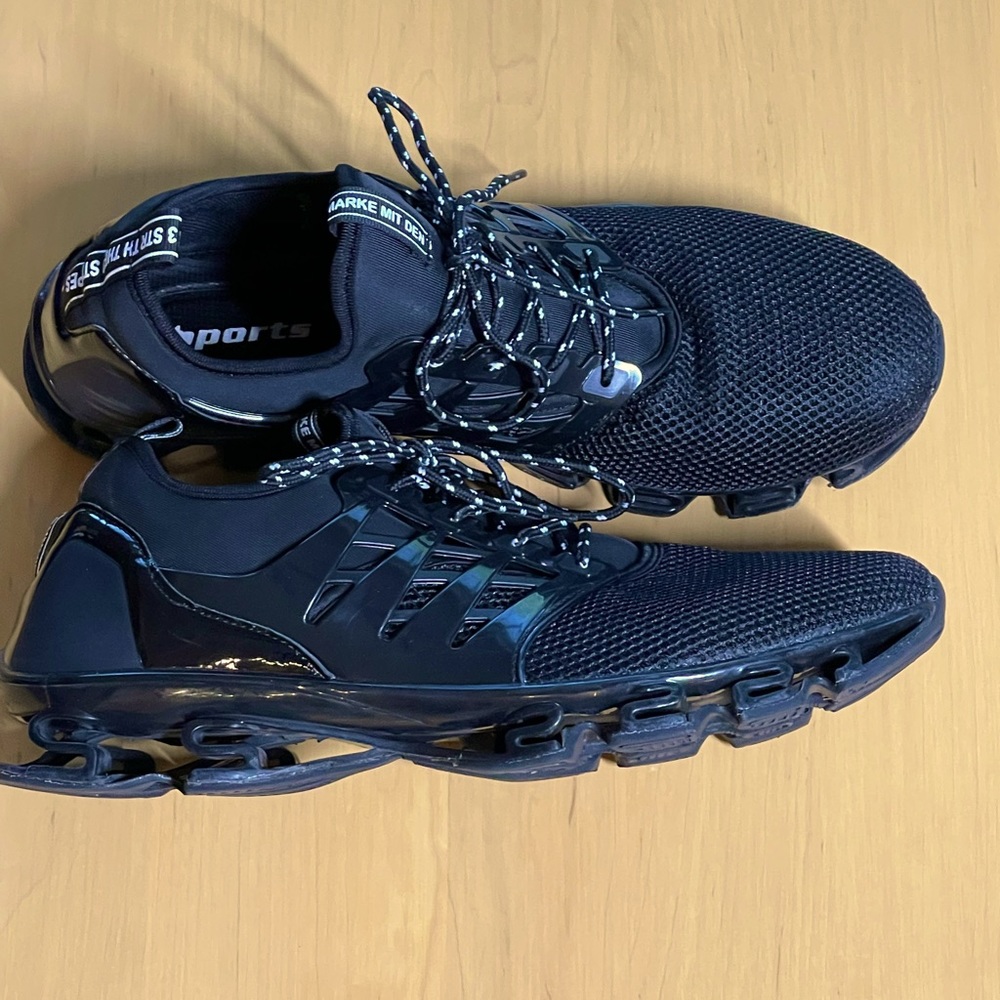 PORTS ATHLETIC SHOES - Picture 2 of 5
